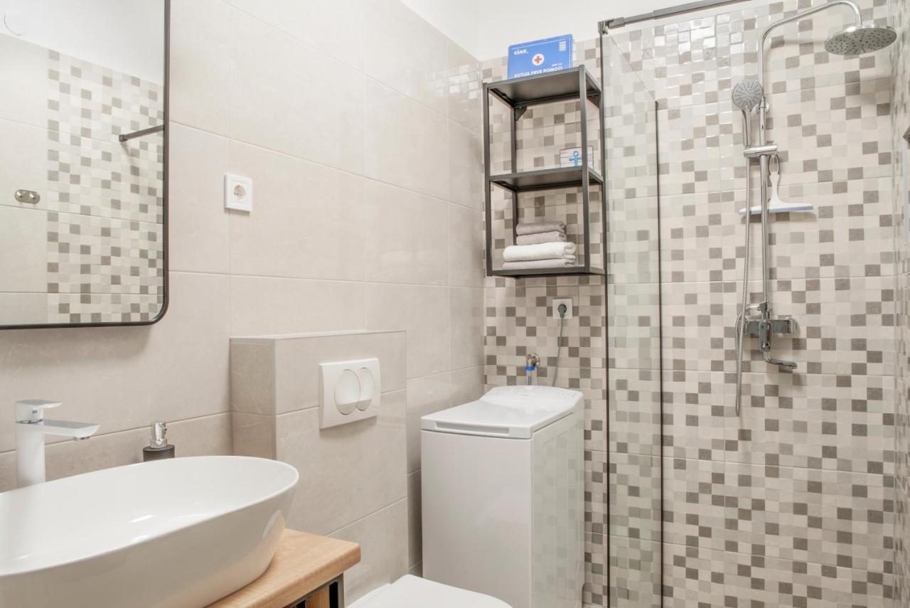 Apartmani Vudrag Trogir Eksteriør billede